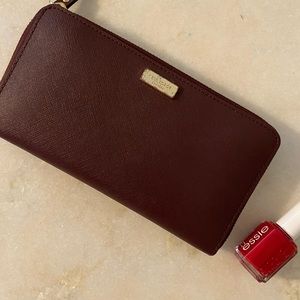 Kate spade burgundy wallet